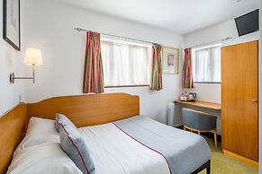 Abbey Hotel Shepherd’s Bush