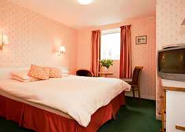 Castletown Hotel