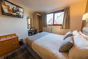 Castletown Hotel