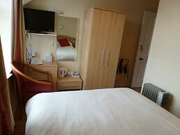 Castletown Hotel