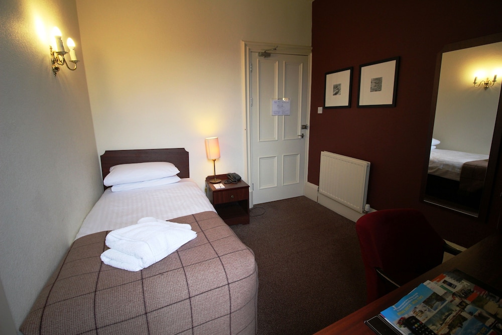 Ben Wyvis Hotel