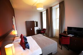 Ben Wyvis Hotel