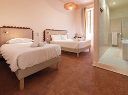 Hôtel Louvia