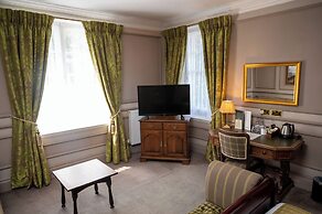 The Cedars Inn by Greene King Inns