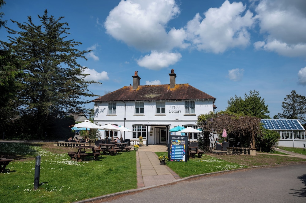 The Cedars Inn by Greene King Inns