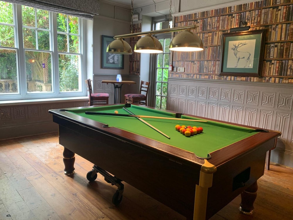 The Cedars Inn by Greene King Inns
