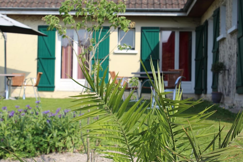 Villa hotel