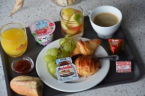Brit Hotel Caen Herouville
