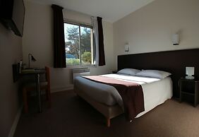 Logis Hôtel Lodge la Valette
