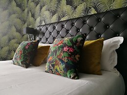 Logis Hôtel Lodge la Valette