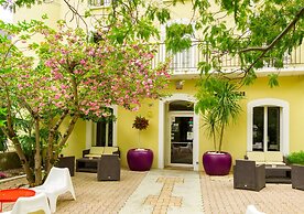 Appart'Hotel Castel Emeraude