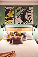 Madrigal hotel