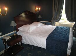 LOGIS HÔTEL LES MARÉCHAUX