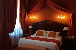 LOGIS HÔTEL LES MARÉCHAUX