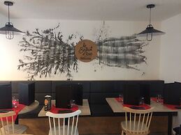 ibis Styles Rouen Val De Reuil