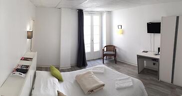 Le Petit Hôtel