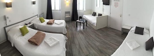 Le Petit Hôtel