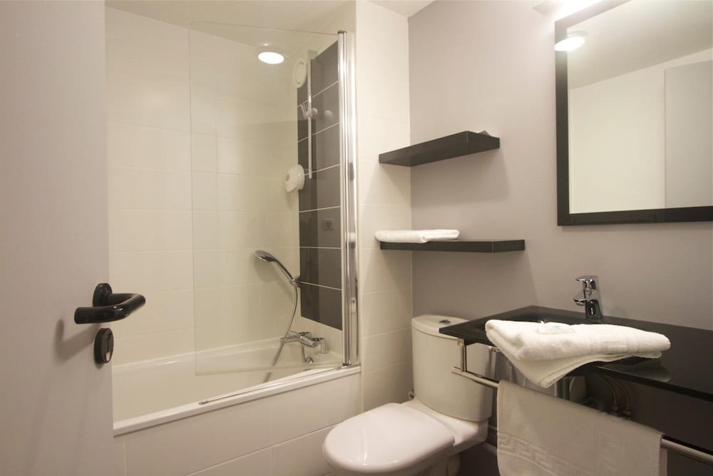 BRIT HOTEL LORIENT Le Kerotel