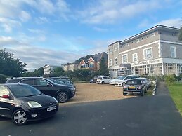 Marlborough Hotel