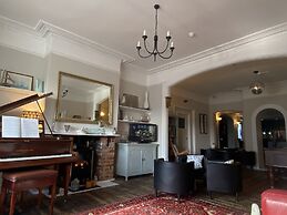 Marlborough Hotel