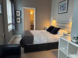 Marlborough Hotel