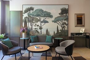 Central Hotel Paris