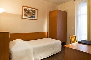Central Hotel Paris