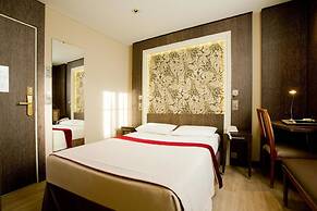 Central Hotel Paris