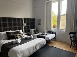 Edinburgh 37