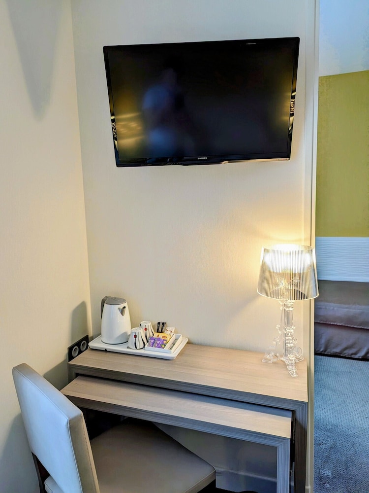 HOTEL ARVERNA VICHY - ClT'HOTEL