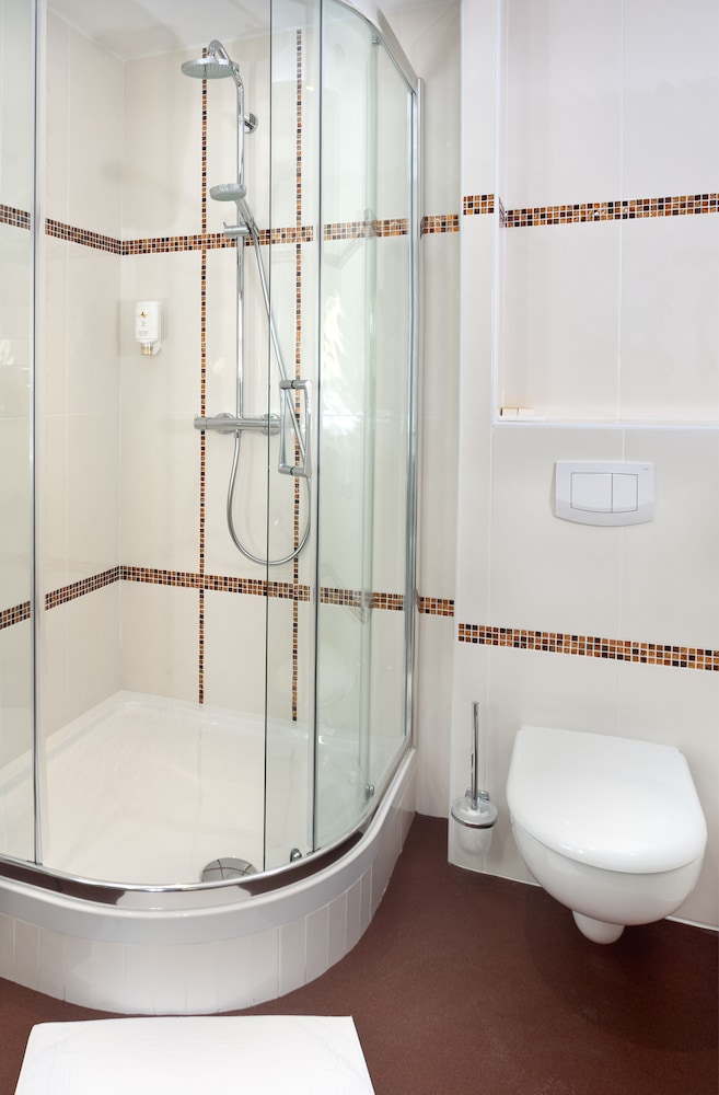 HOTEL ARVERNA VICHY - ClT'HOTEL