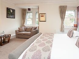 The Ravenswood B&B