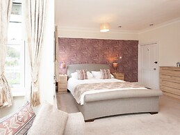 The Ravenswood B&B