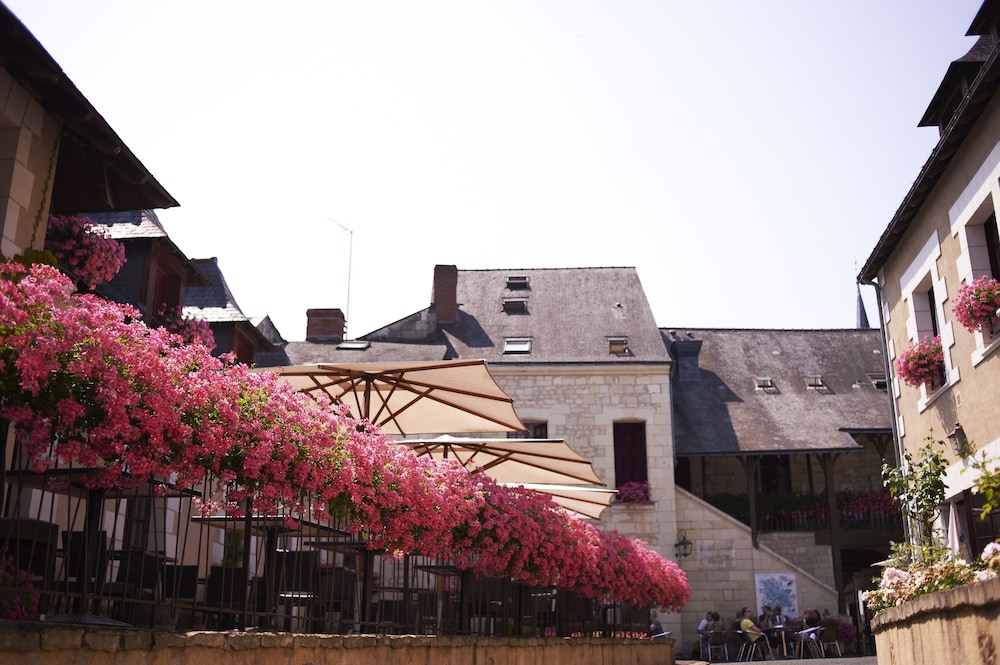 Hostellerie La Croix Blanche