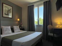 Brit Hotel Acacias