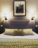 Brit Hotel Acacias