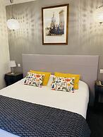 Brit Hotel Acacias