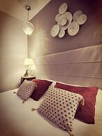 Brit Hotel Acacias