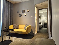 Brit Hotel Acacias