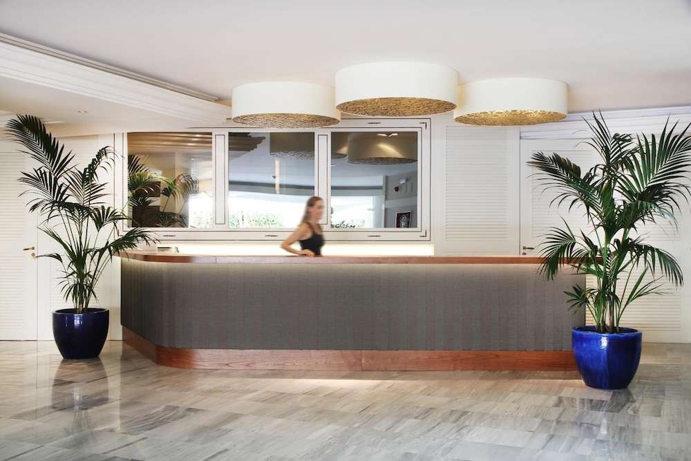Augusta Club & Spa - Adults Only
