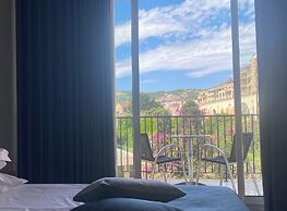 Grand Hotel