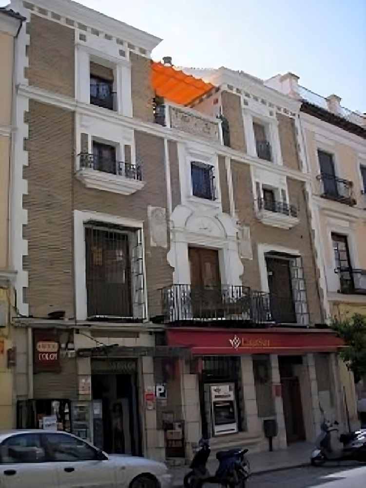 Hostal Colón