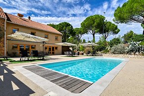La Villa Martégale