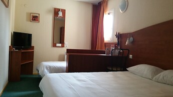 Adams Hotel