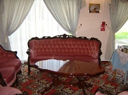 Alpha Milton Guest House