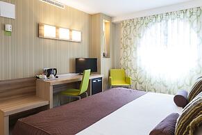 Riviera Beachotel - Recommended for Adults