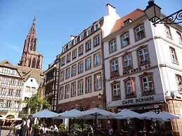 Hotel des Arts
