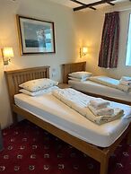 Oakwood B&B Heathrow
