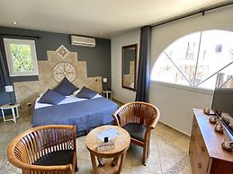 Logis Hotel Restaurant Les II Mas
