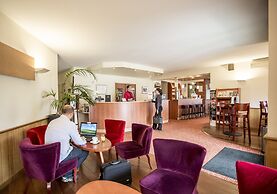 Brit Hotel Rennes - Le Castel